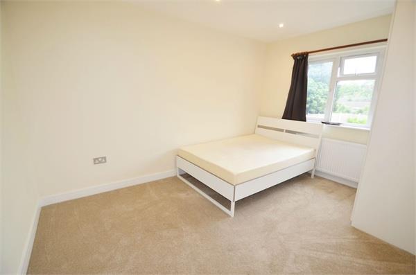 Maxwelton Close, Mill Hill